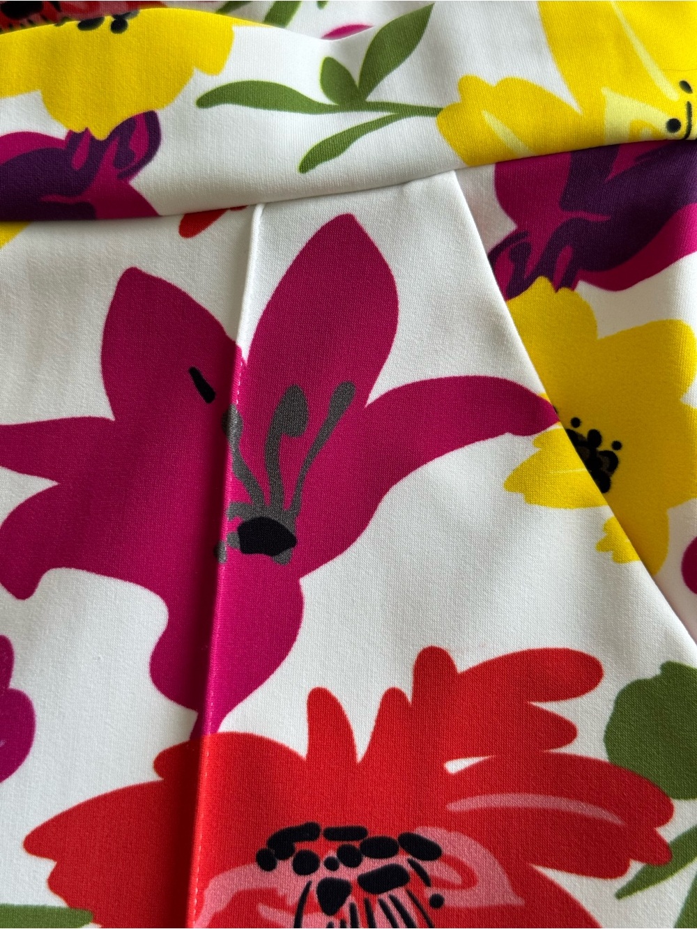 New🌺$395 Chiara Boni Italy La Petite Robe Nuccia Crop Floral Pants Size 40 US 4 - Picture 7 of 10